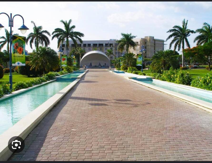 דירות New Kingston Retreat מראה חיצוני תמונה