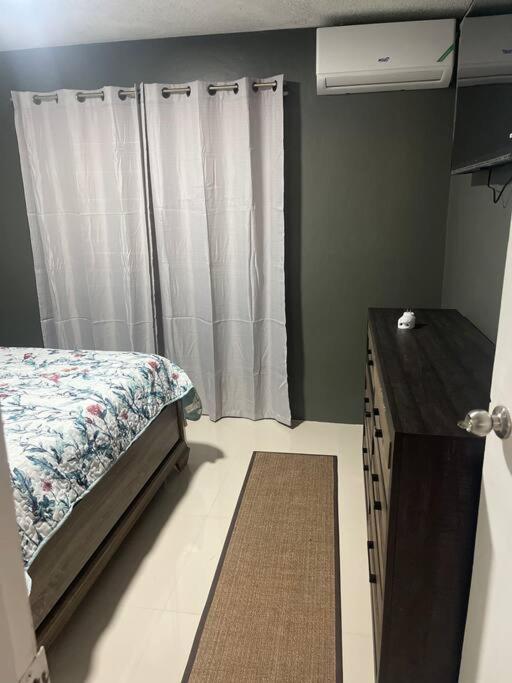 דירות New Kingston Retreat מראה חיצוני תמונה