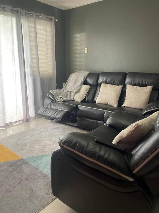 דירות New Kingston Retreat מראה חיצוני תמונה